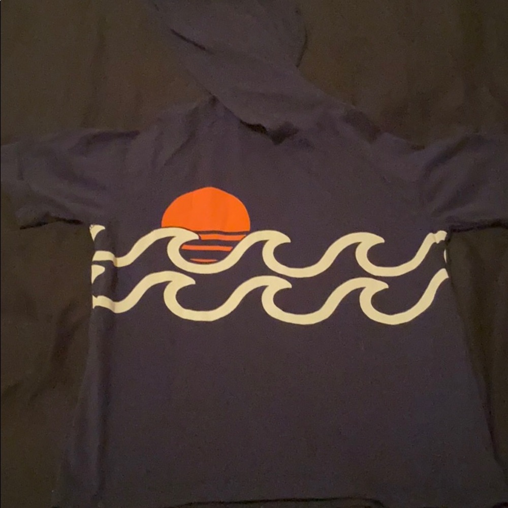 Surf wave shirt